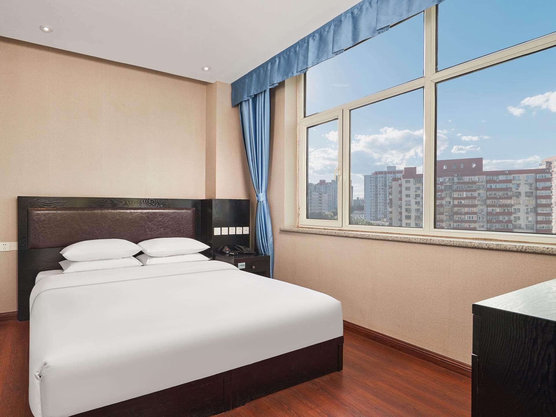 Vienna Classic Hotel Zhangjiakou Huailai County Government Bus Terminal photo 2