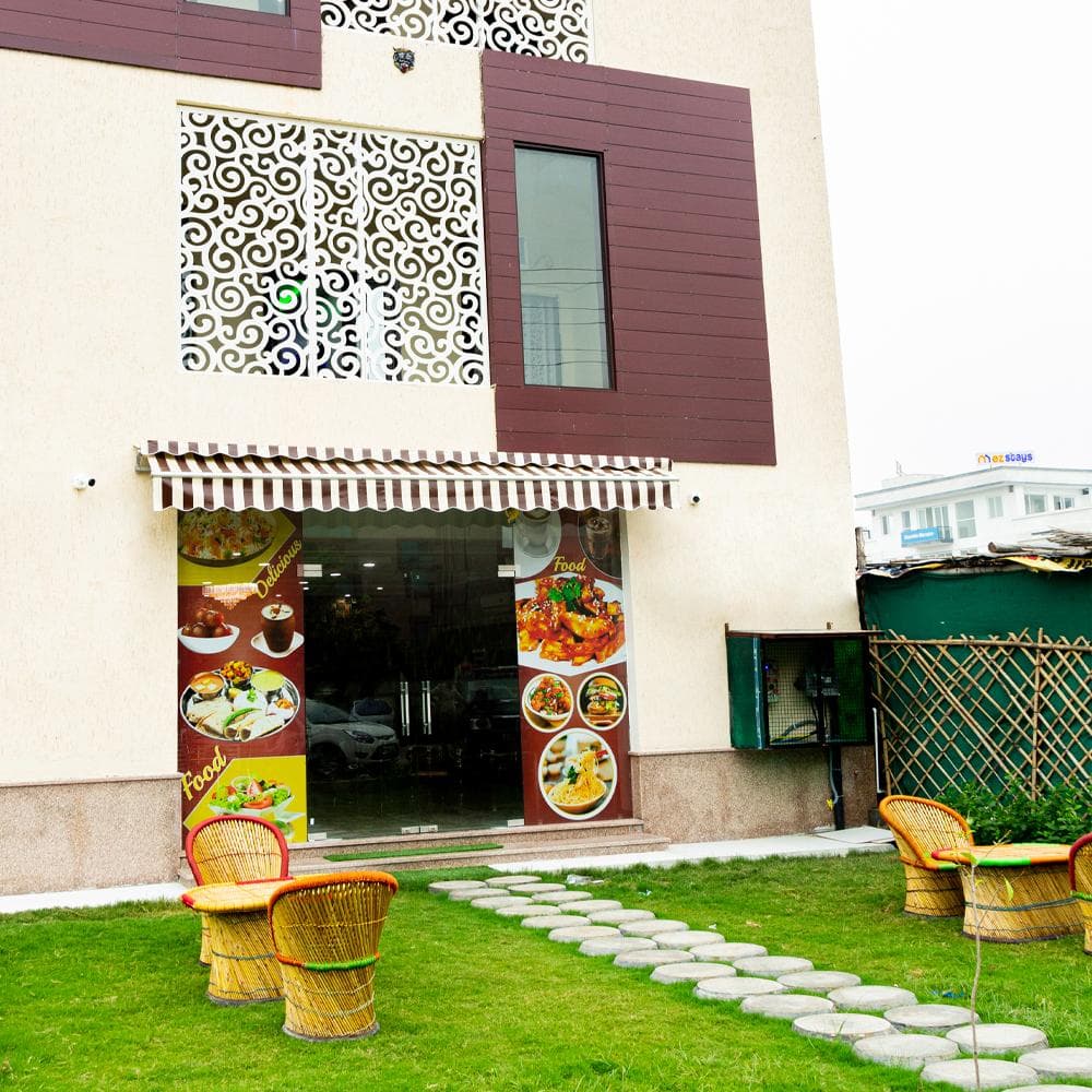 Jagdambey Hotel photo 3