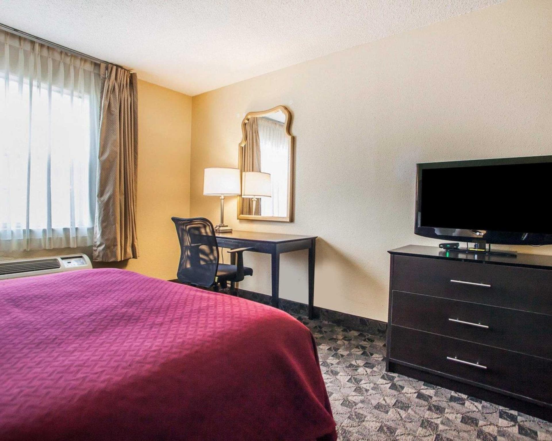 Quality Inn Saint Louis Airport photo 4