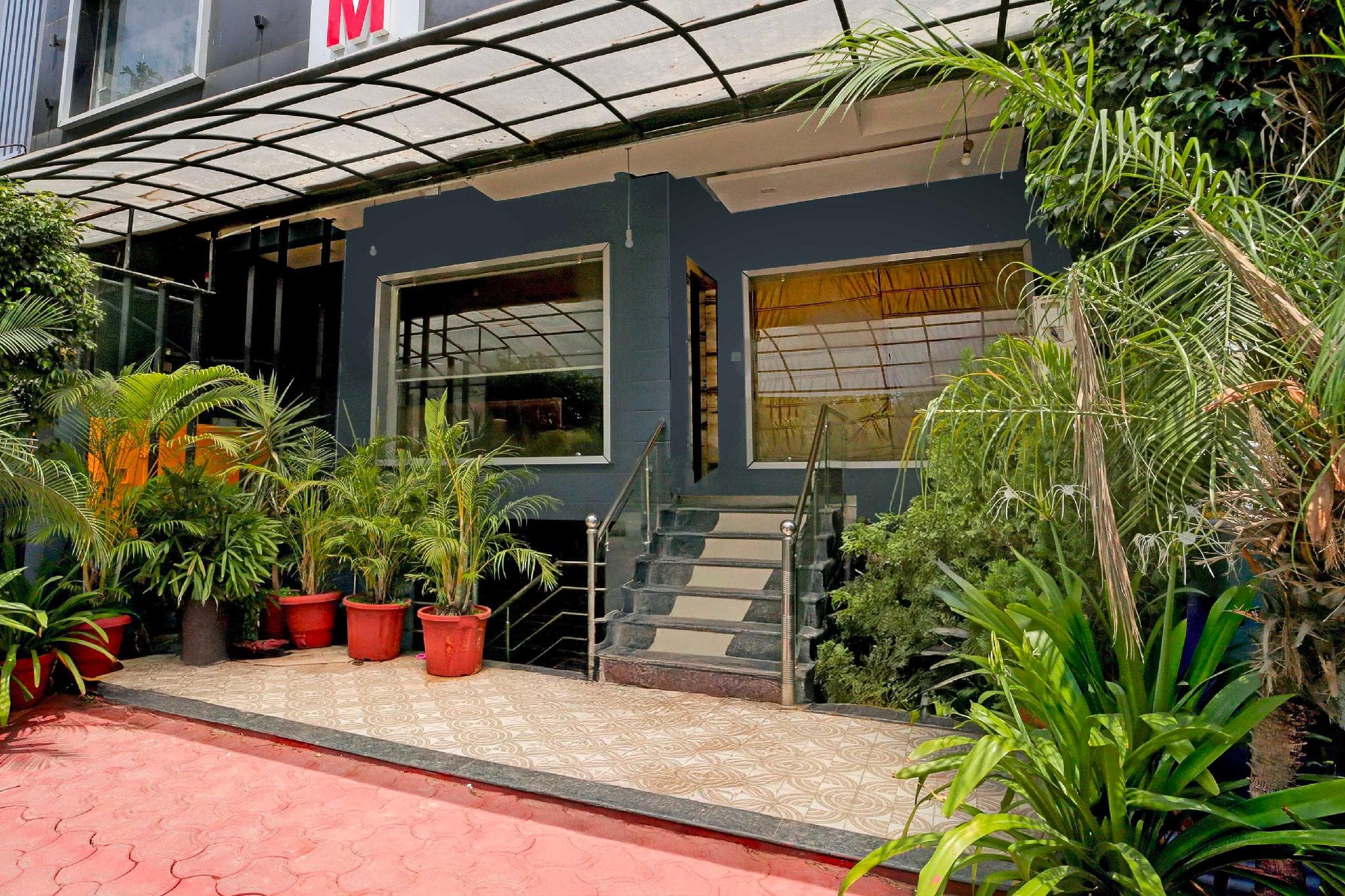 Hotel O Indore Nipaniya Crossway