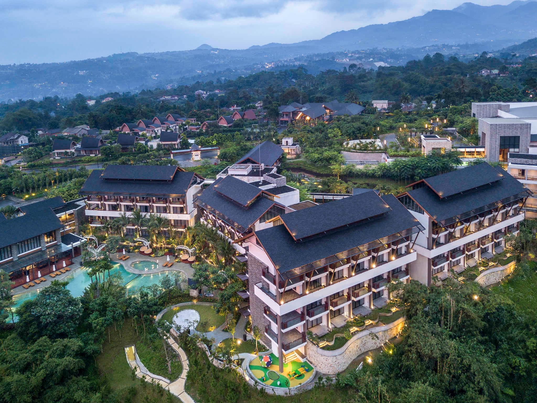 Pullman Ciawi Vimala Hills Resort Spa and Convention photo 5