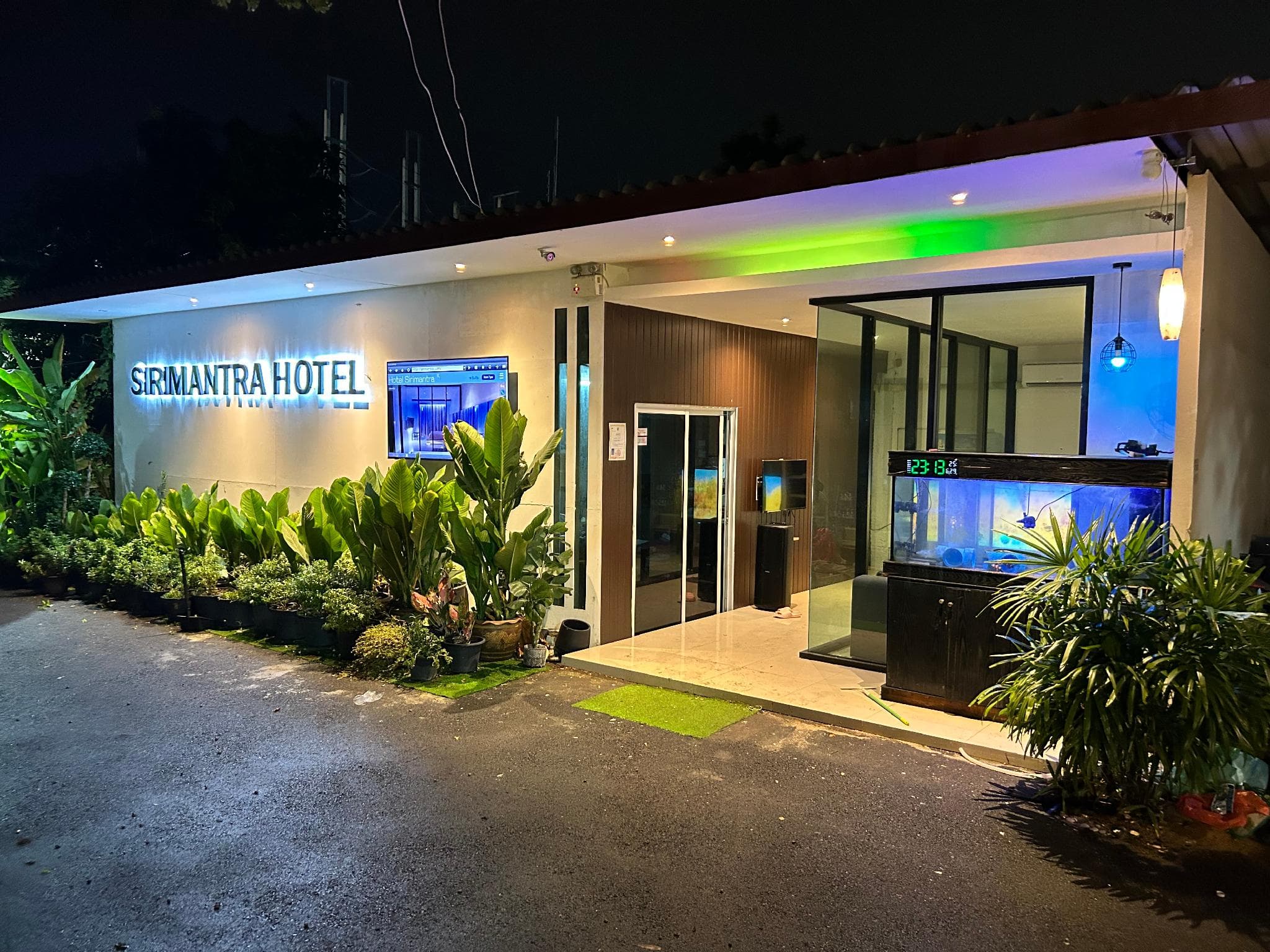 Sirimantra Hotel photo 3