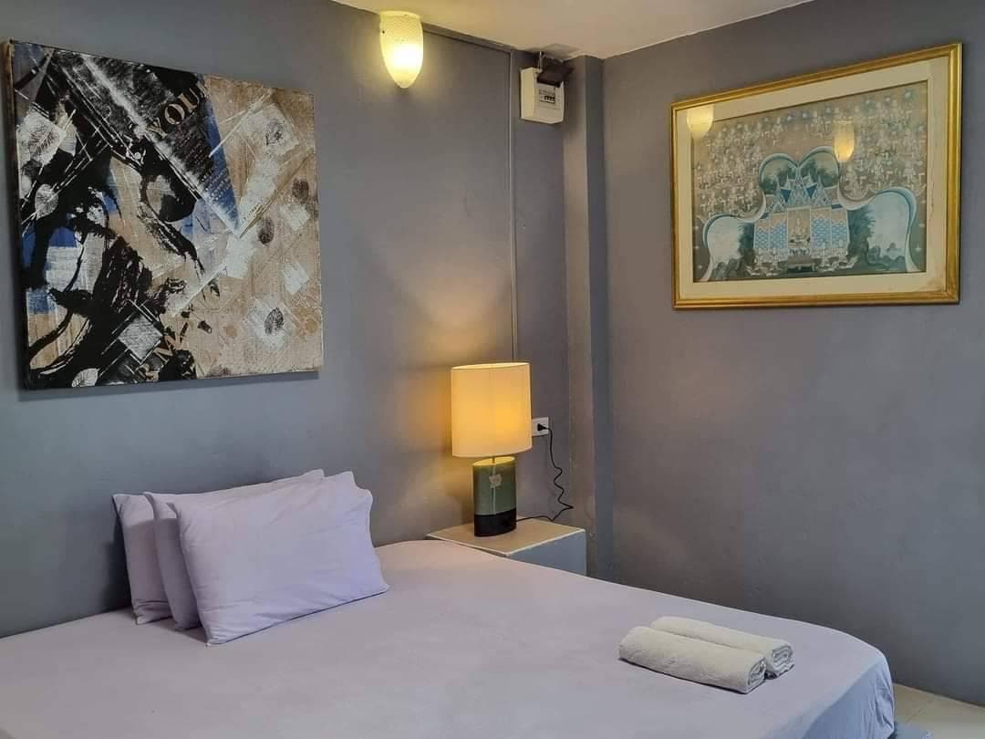 Sap Thanasarn Hotel, Khlong 7, Thanyaburi photo 2