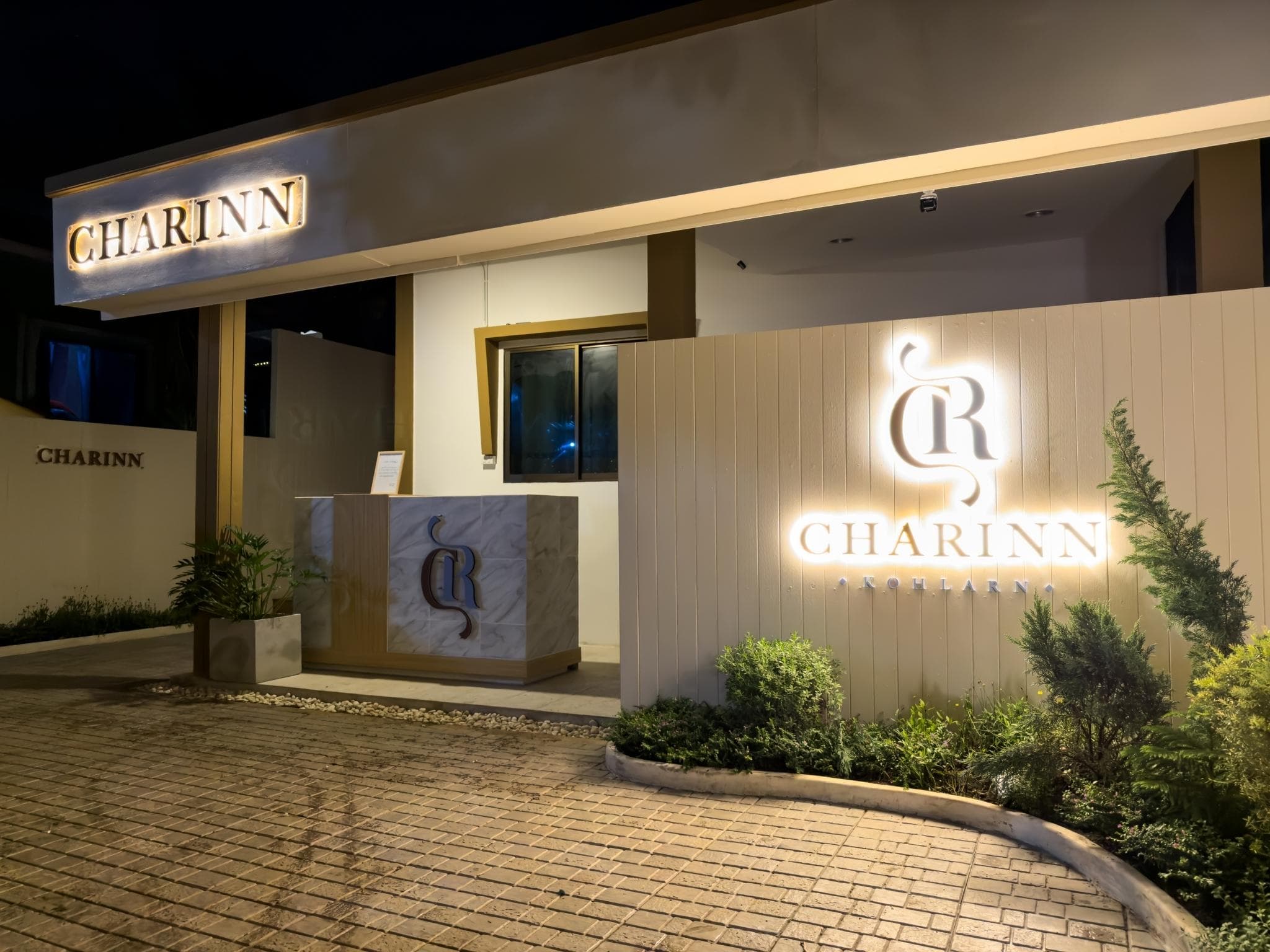 Charinn Kohlarn photo 3