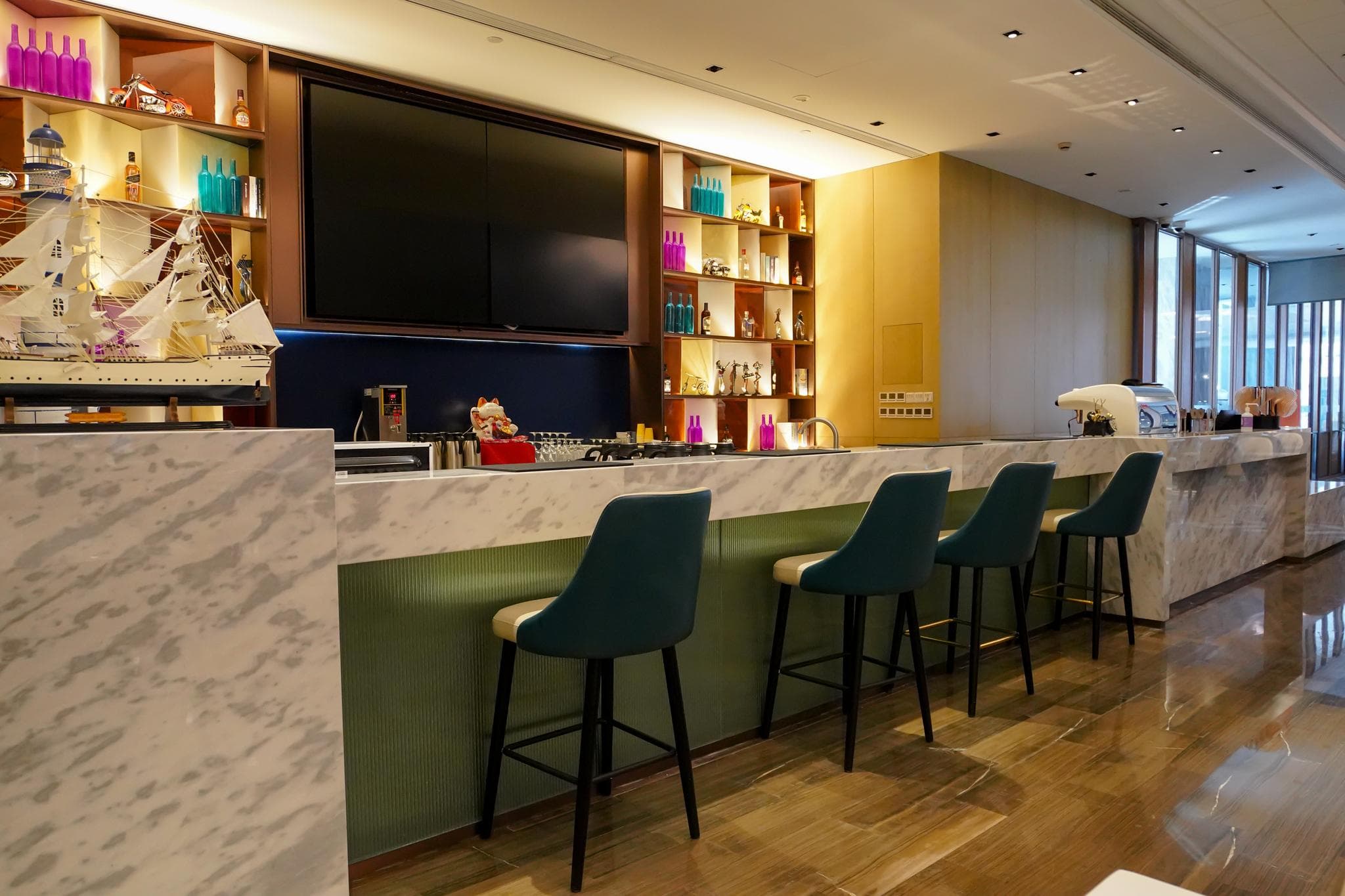 Golden Tulip Hotel (Shanghai National Convention and Exhibition Center Store) photo 4