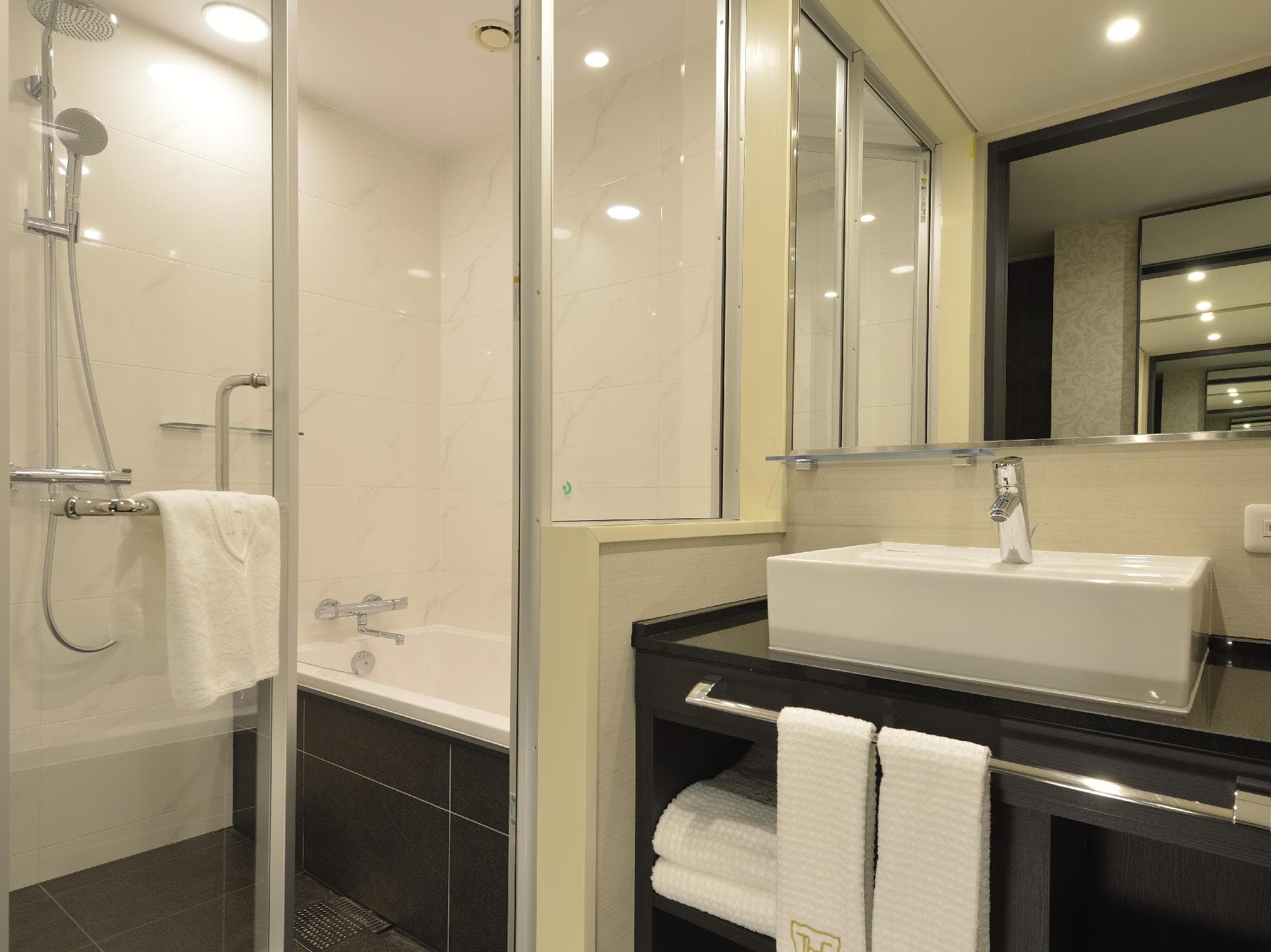 The Royal Park Hotel Tokyo Haneda Airport Terminal 3 photo 3