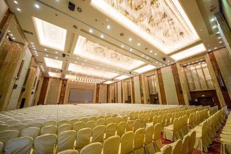 Huitang Huatian City Hot Spring Resort Hotel photo 5