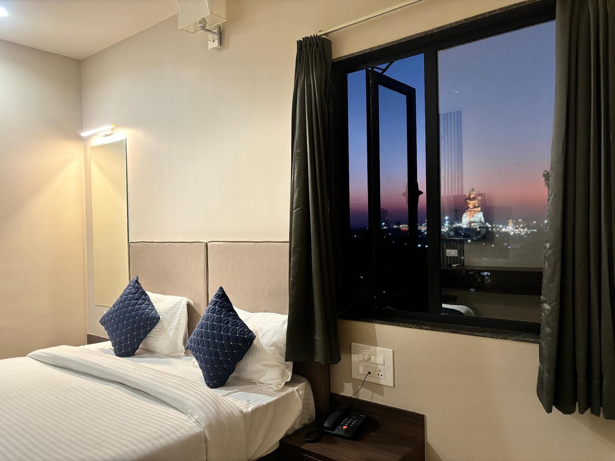 Maruti Group of Hotels - The Shivam photo 2