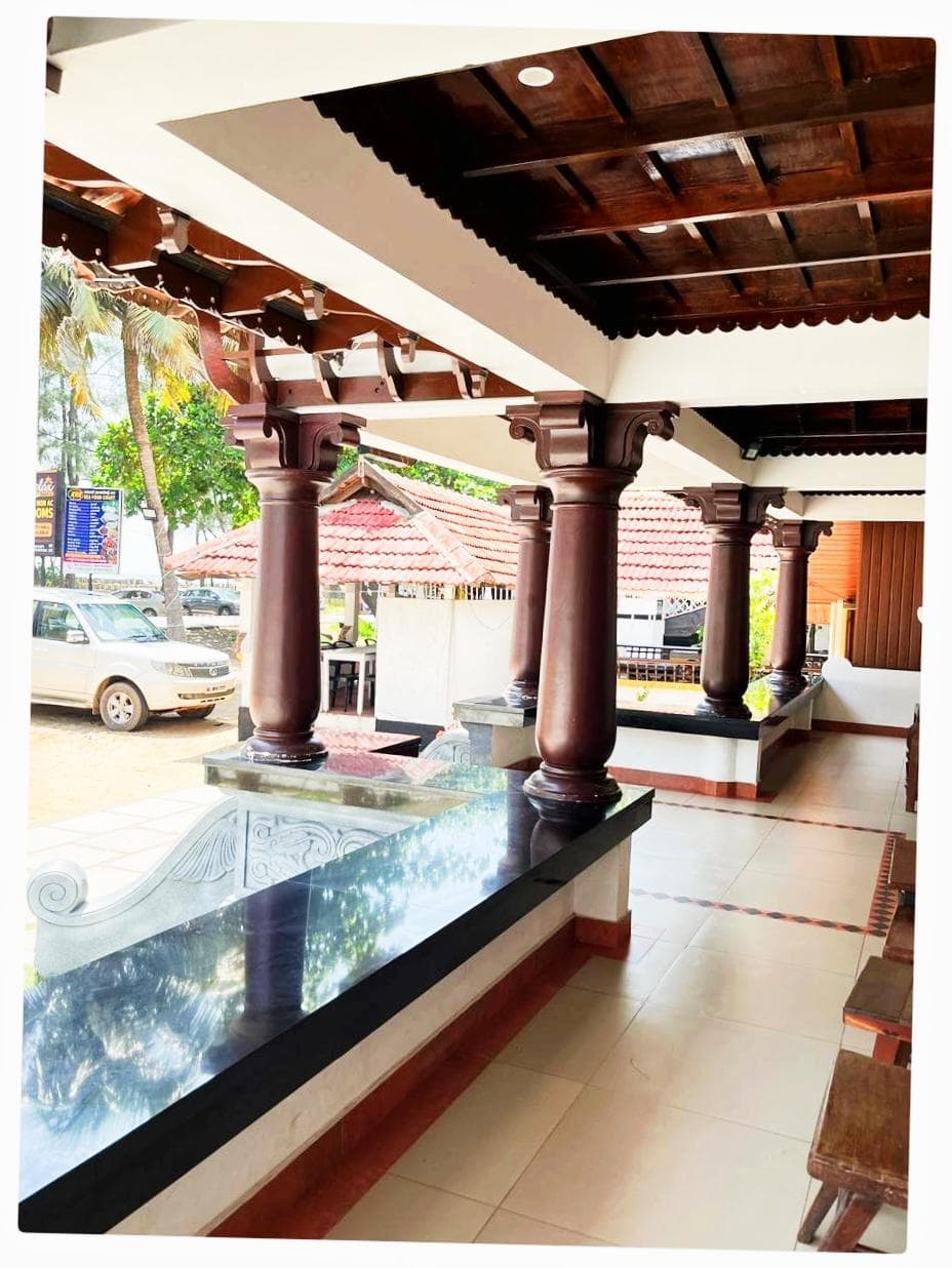Relax inn cherai
