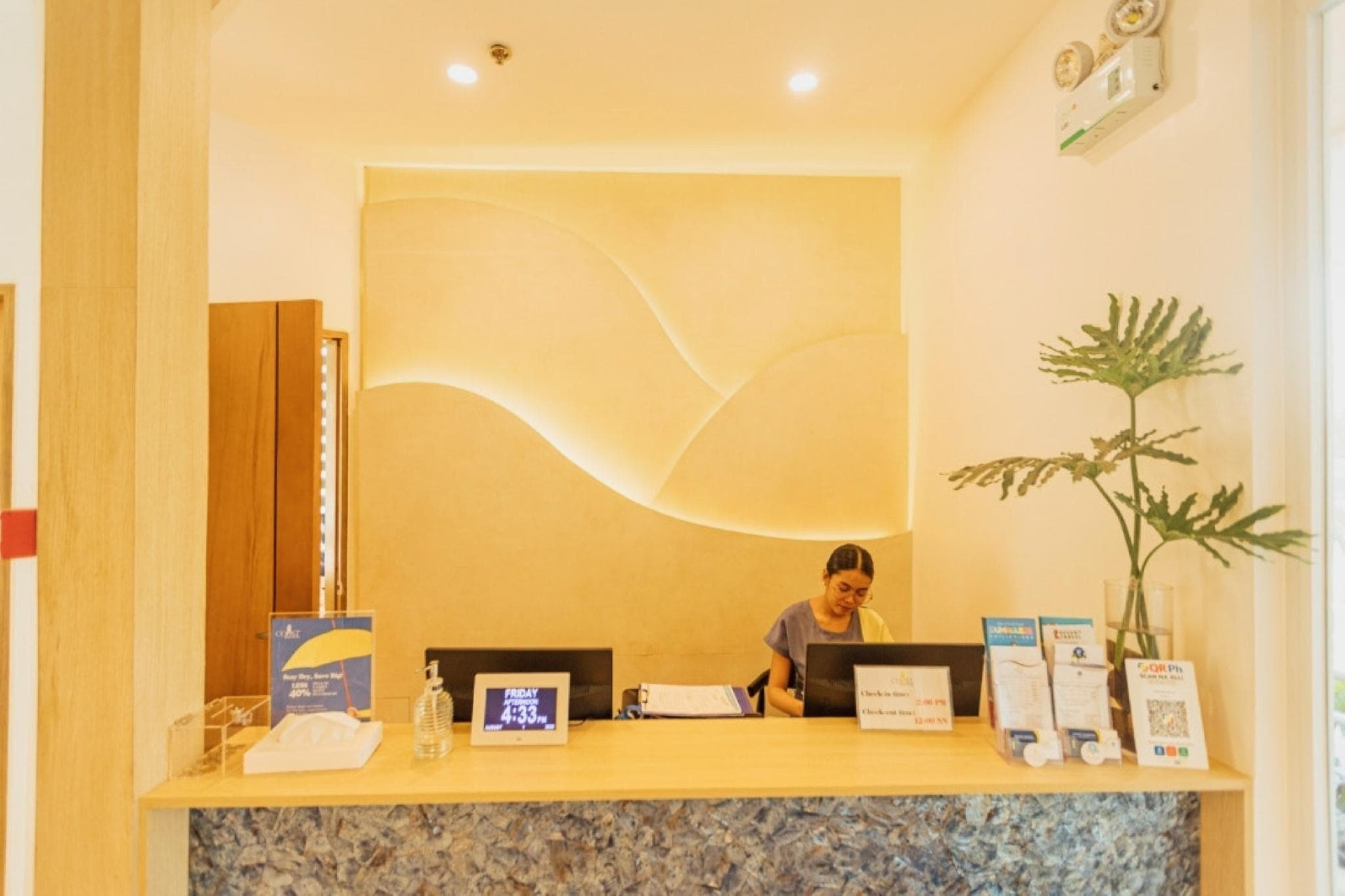 Coast Wise Hotel Dumaguete photo 5