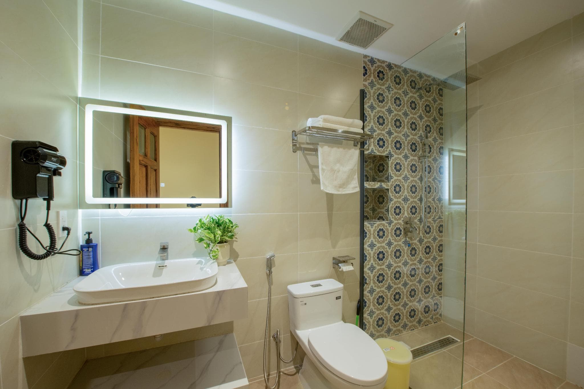 Linh's Boutique Hotel photo 2