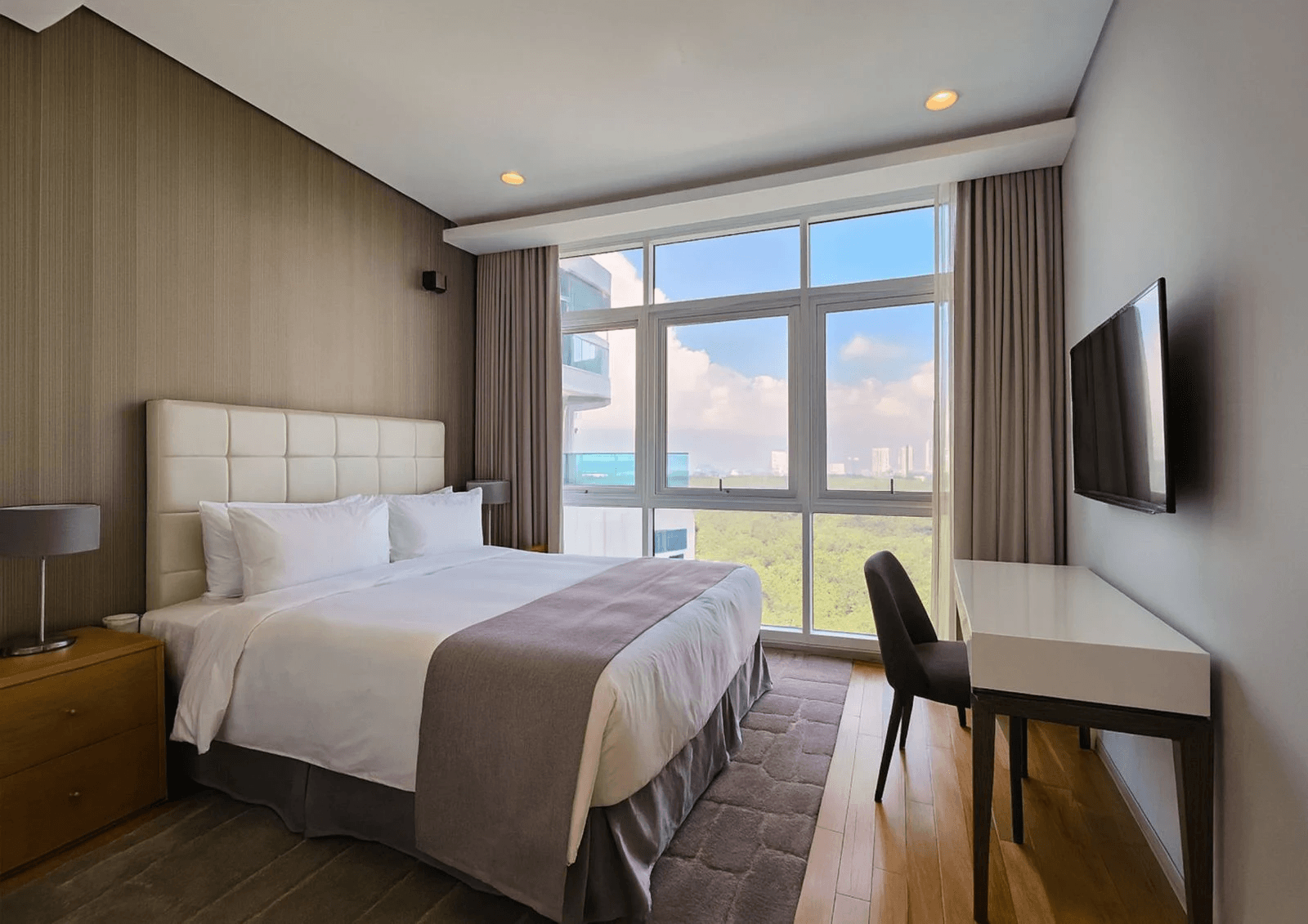 UH FLAT HOTELS & RESORTS PINETREE photo 5