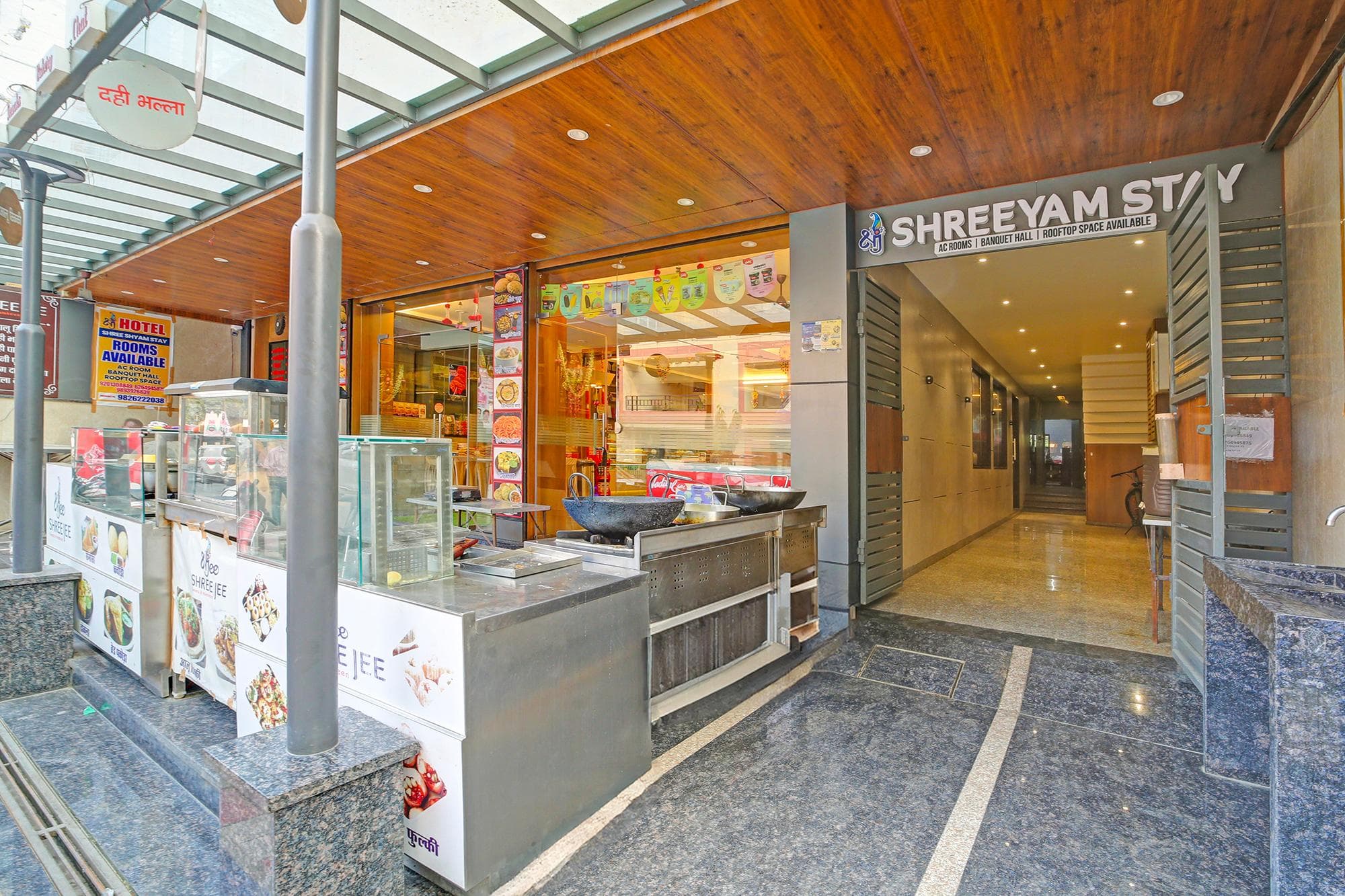 FabHotel Shri Shreeyam Stay photo 5