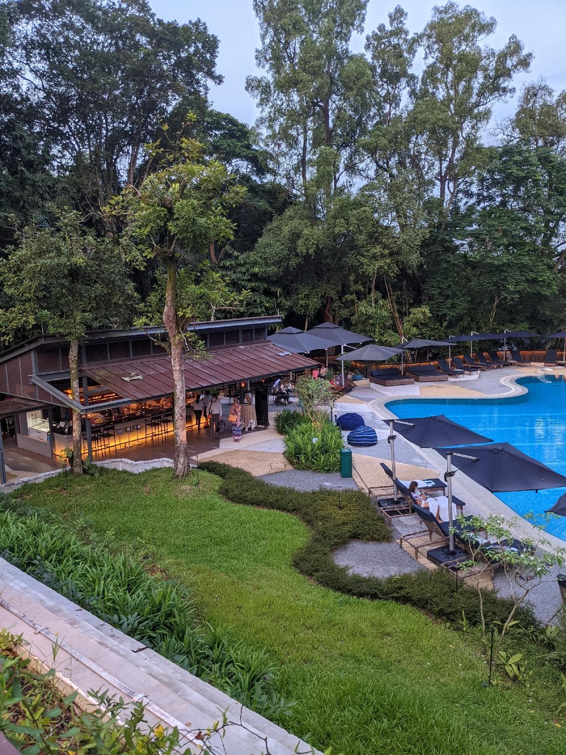 Swiss Club Guesthouse photo 5