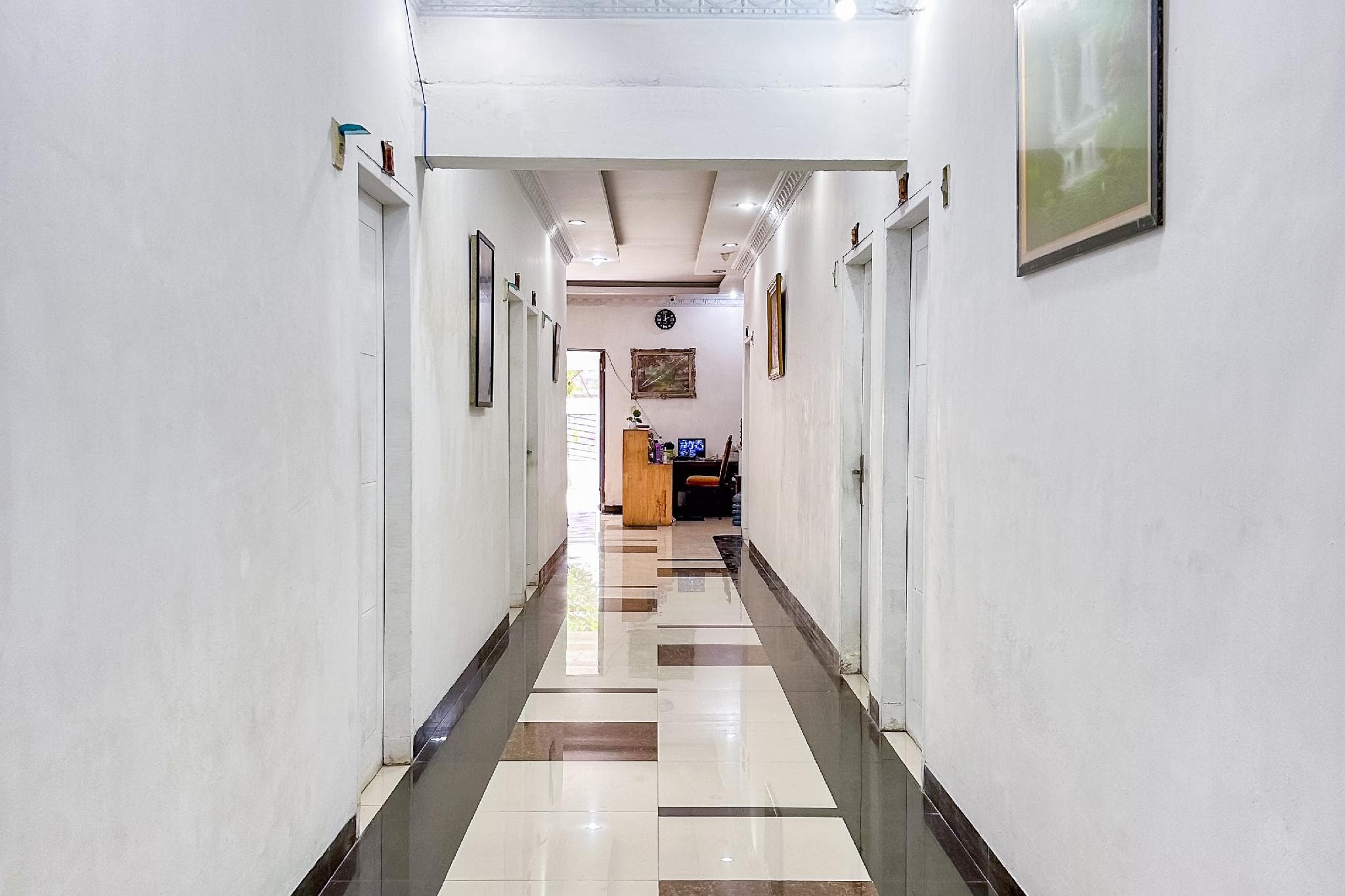 RedDoorz near Gajah Mada Park Medan photo 3