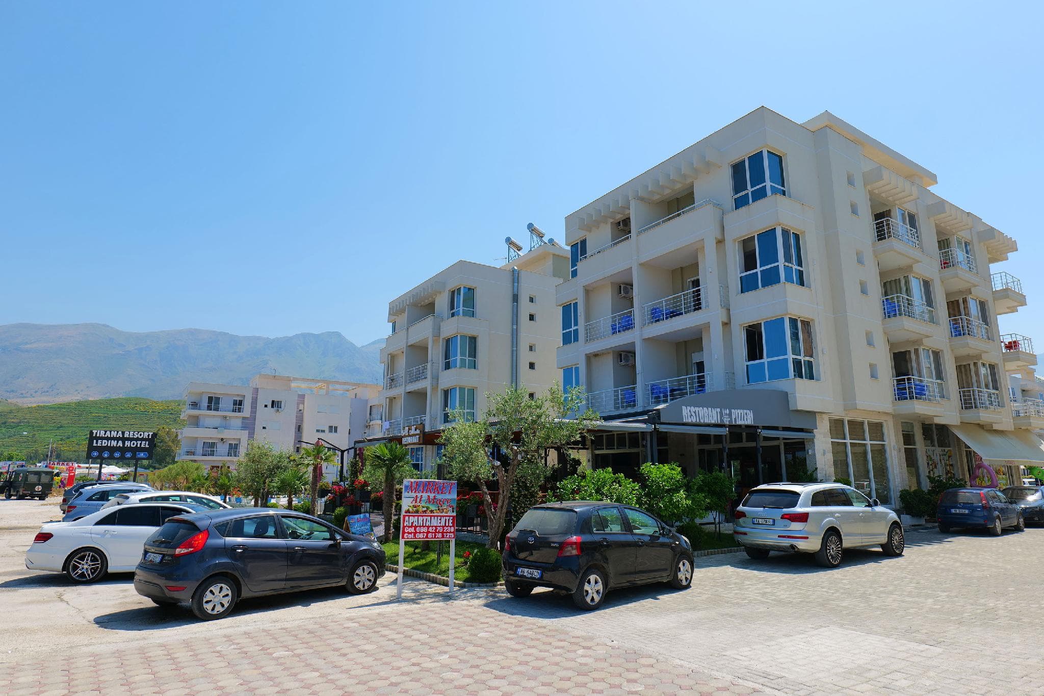 Almare Apartments photo 5