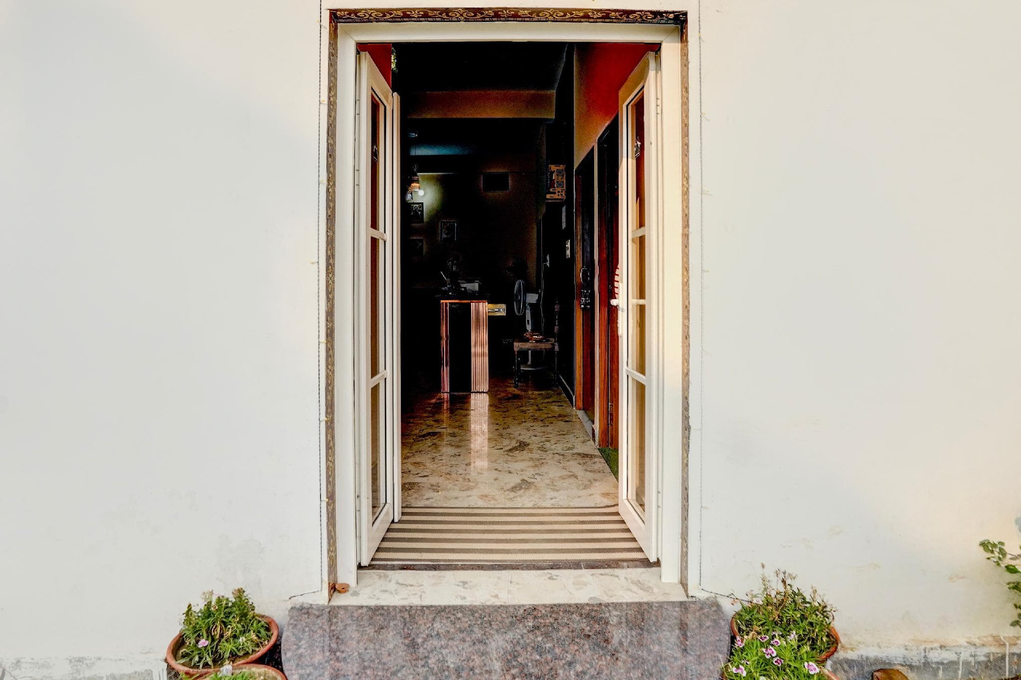 OYO Hotel O Kashi Ghat Varanasi Formerly Gulab Residency photo 3