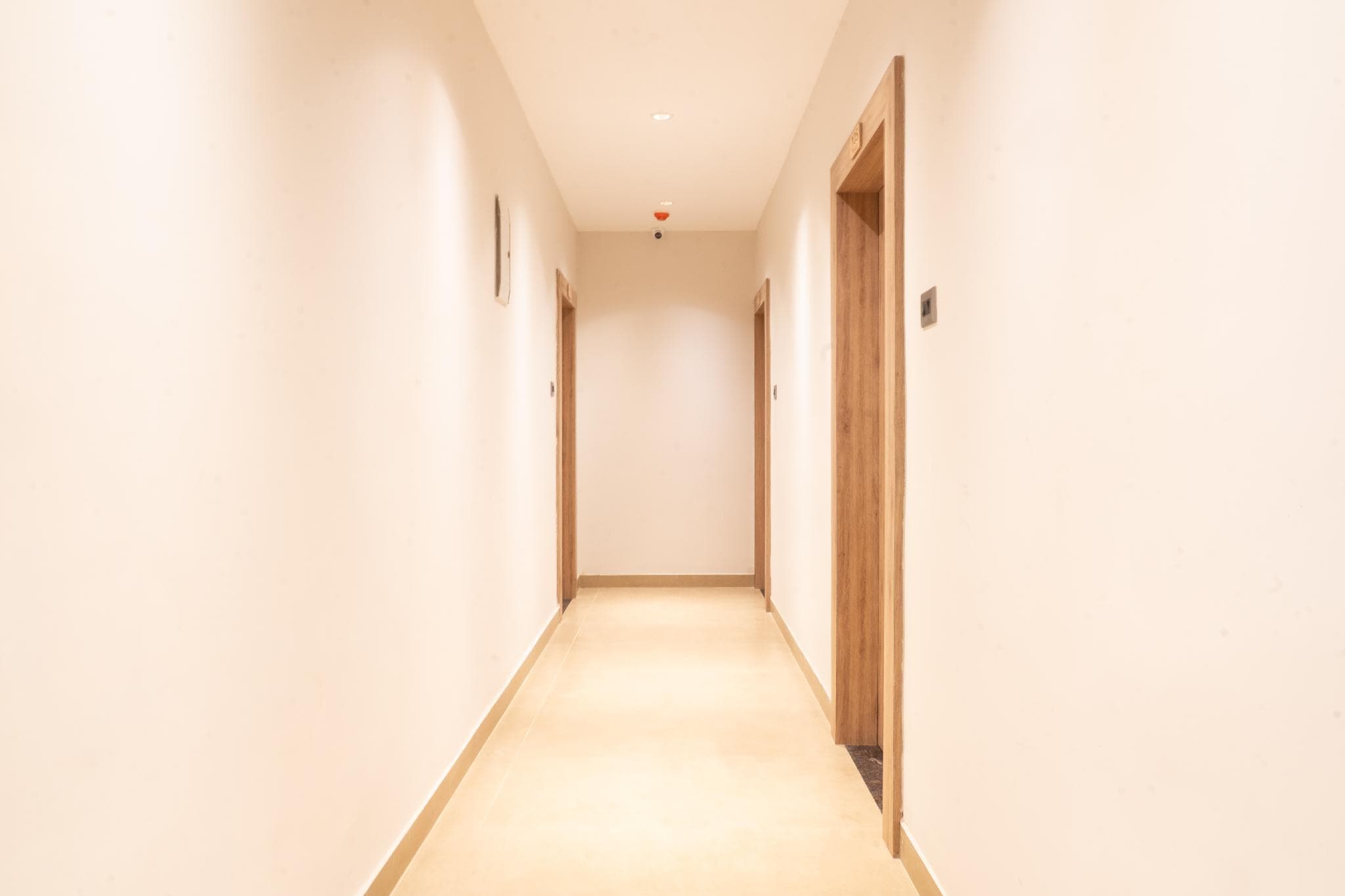 Nivara Heights Hotel ( Beside DLF Cyber city) photo 4