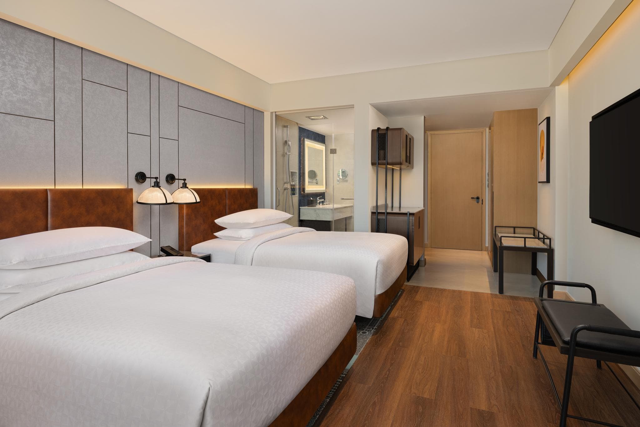 Four Points by Sheraton Amritsar, Mall Road photo 2