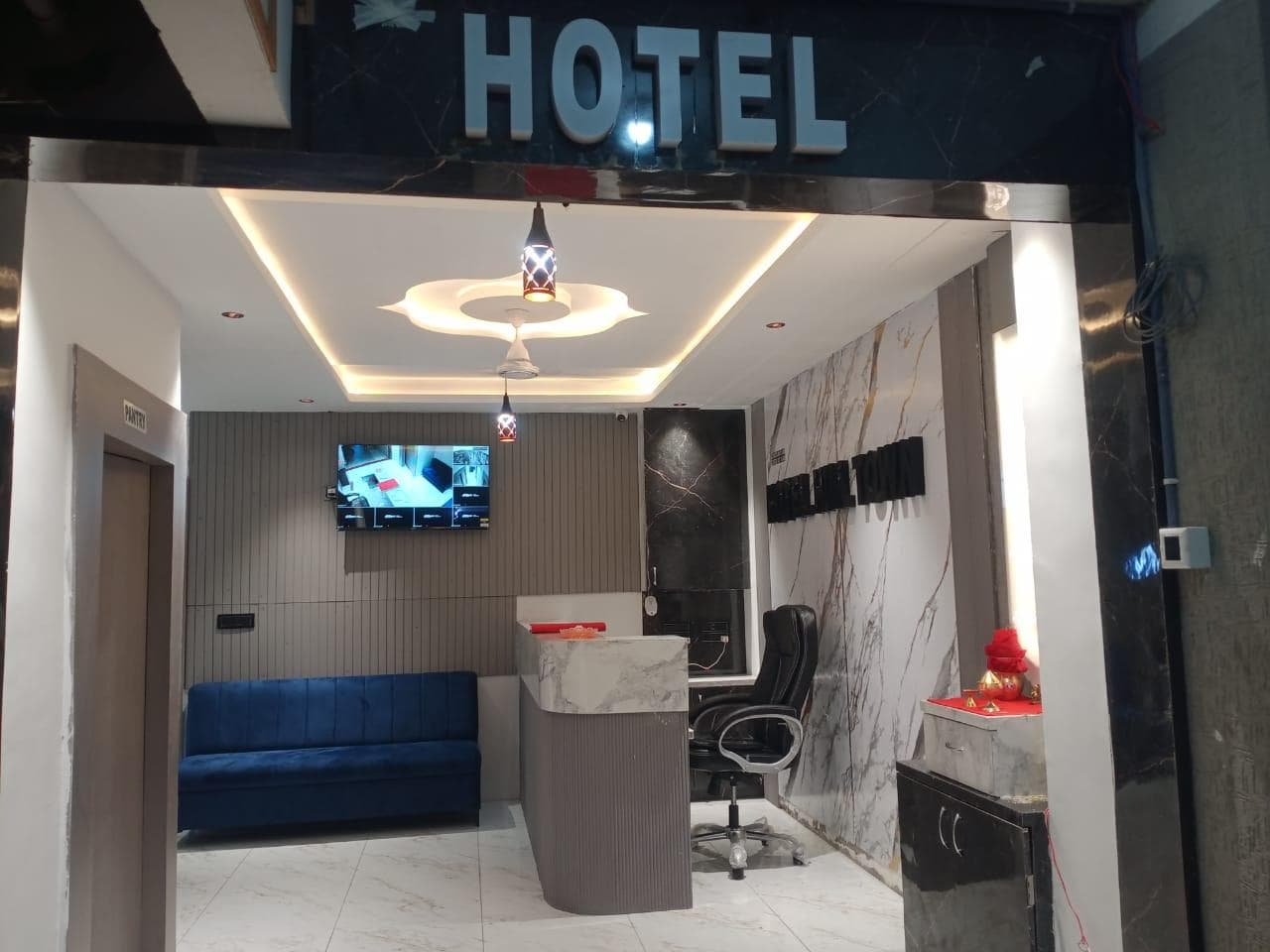 Hotel Hill Town photo 3