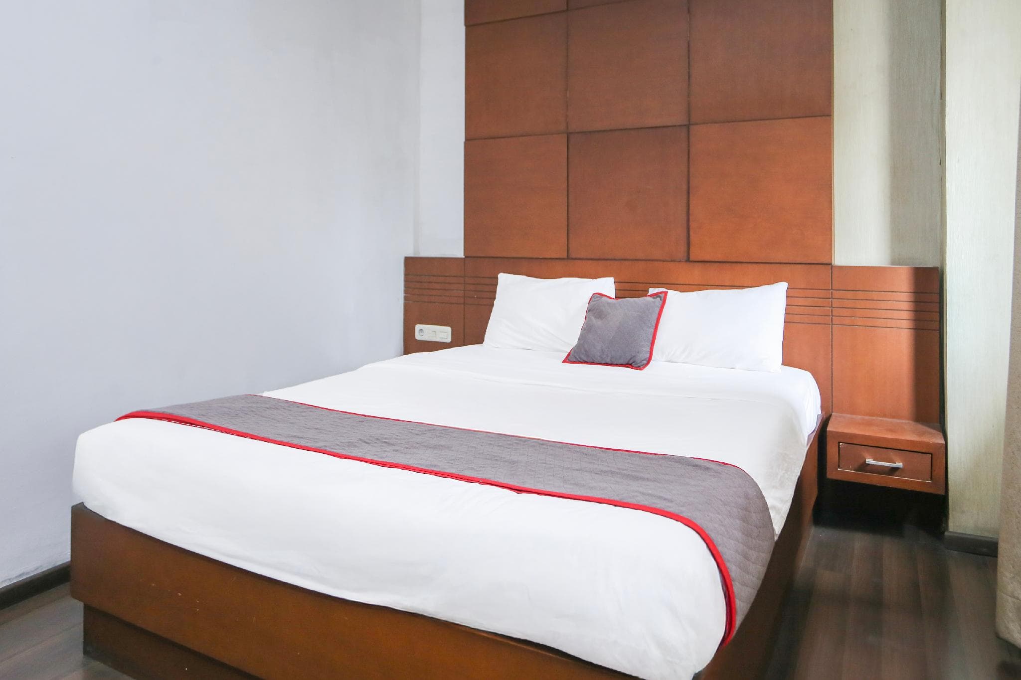 Dancenter Cikarang Near Pollux Mall Formerly Hotel Pesona Cikarang photo 3