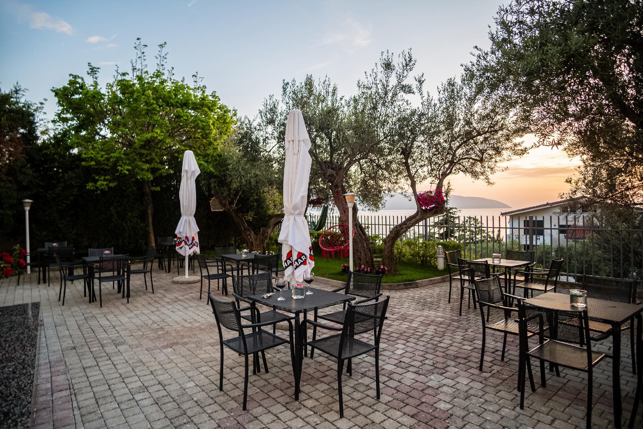 Sunset Hotel GL
