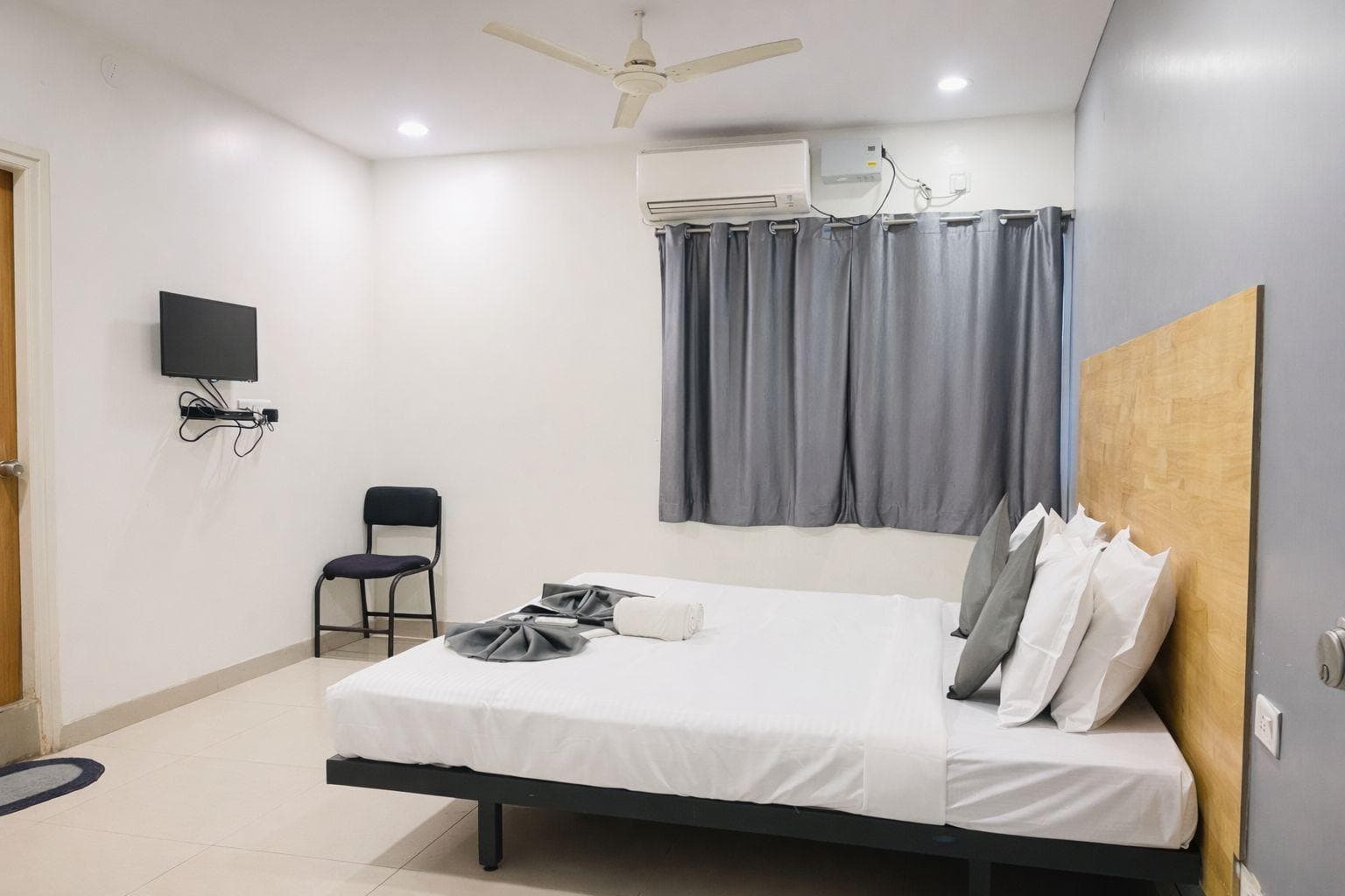 Hotel Sriveda photo 3