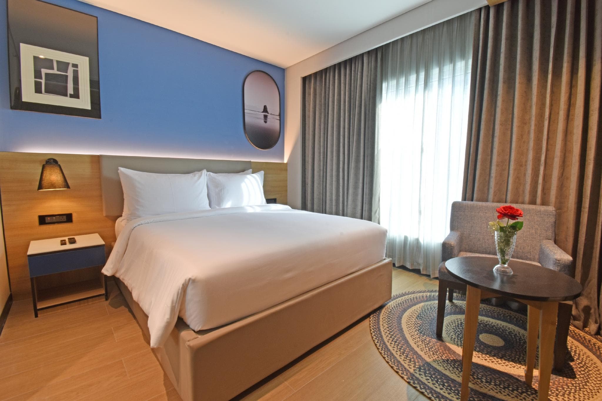 Hotel Sands Point photo 2