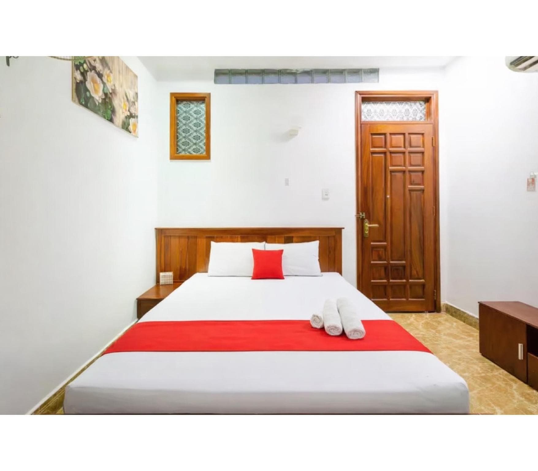 Bellvilla Long Phung Hotel photo 2