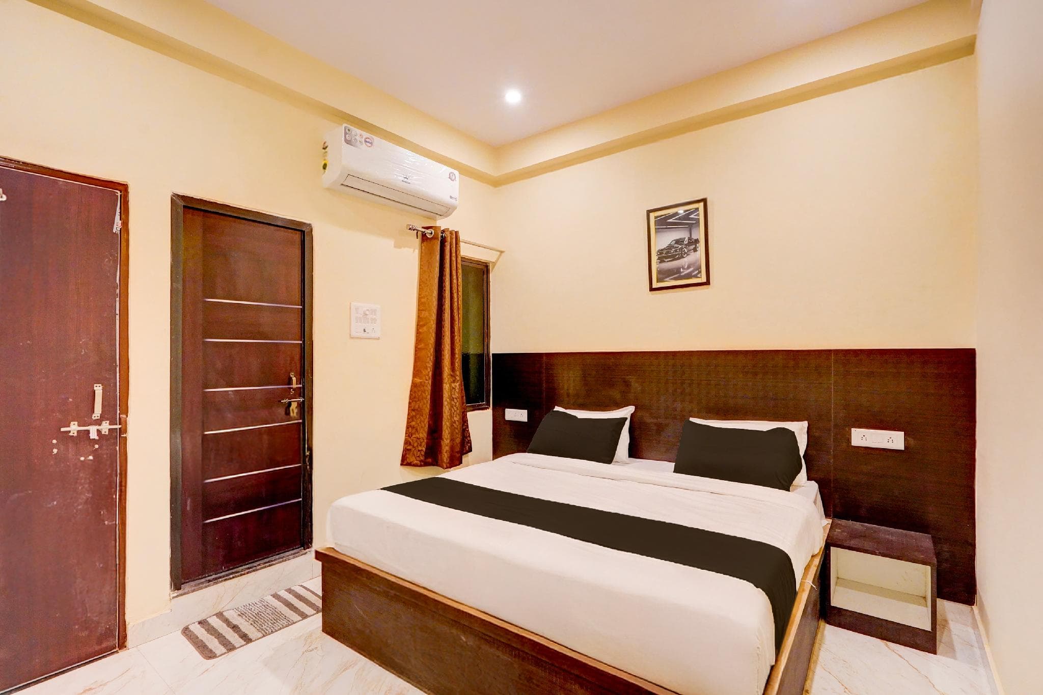 Super OYO Hotel O Varanasi - Prayagraj Crossway Formerly Holiday Home photo 2