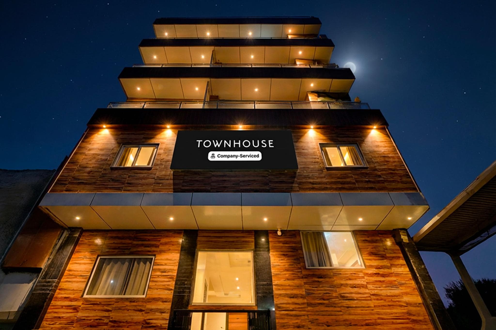 Super Townhouse Varanasi Cantonment Formerly Ayushman Inn photo 3