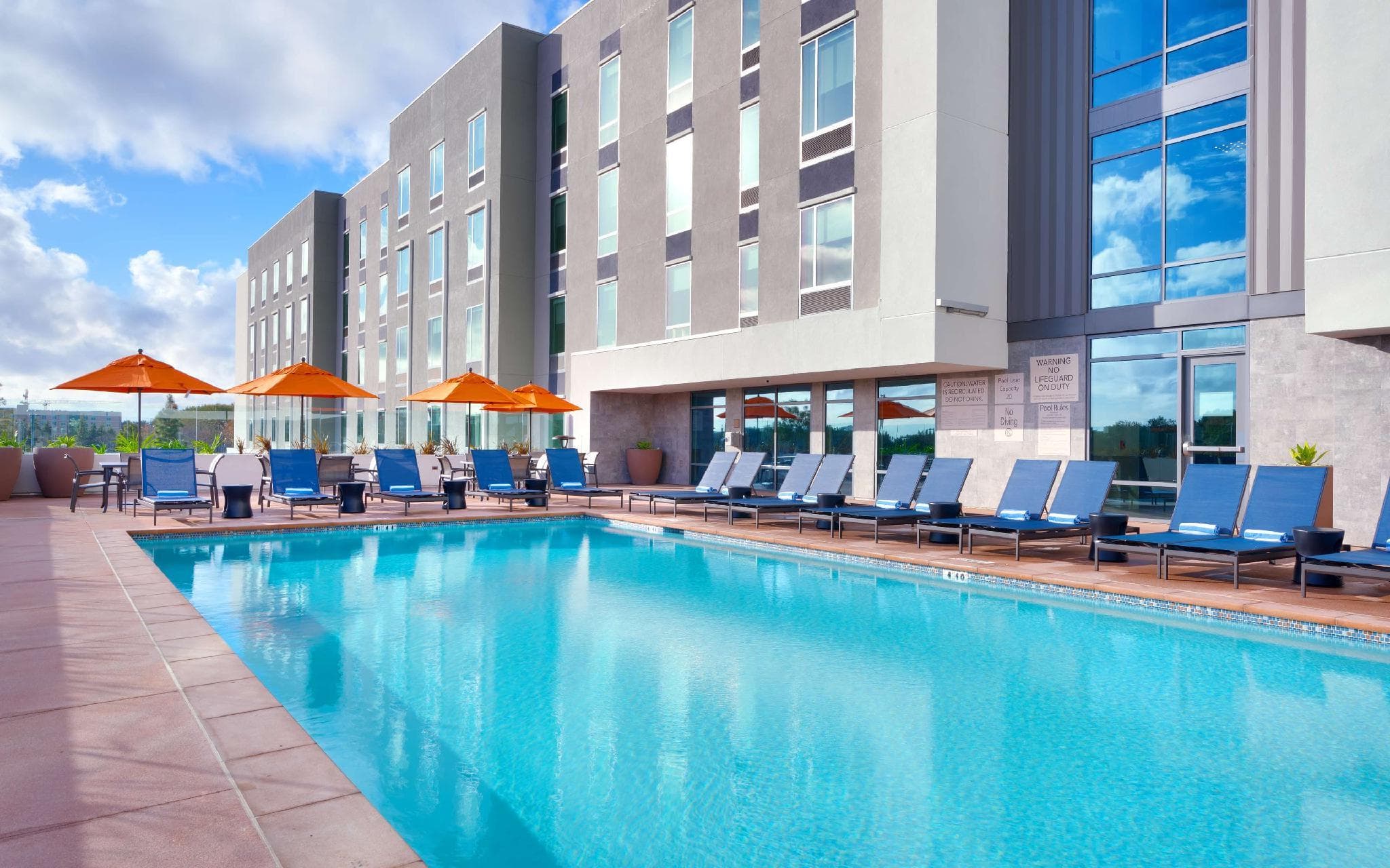 Hampton Inn & Suites Anaheim photo 3