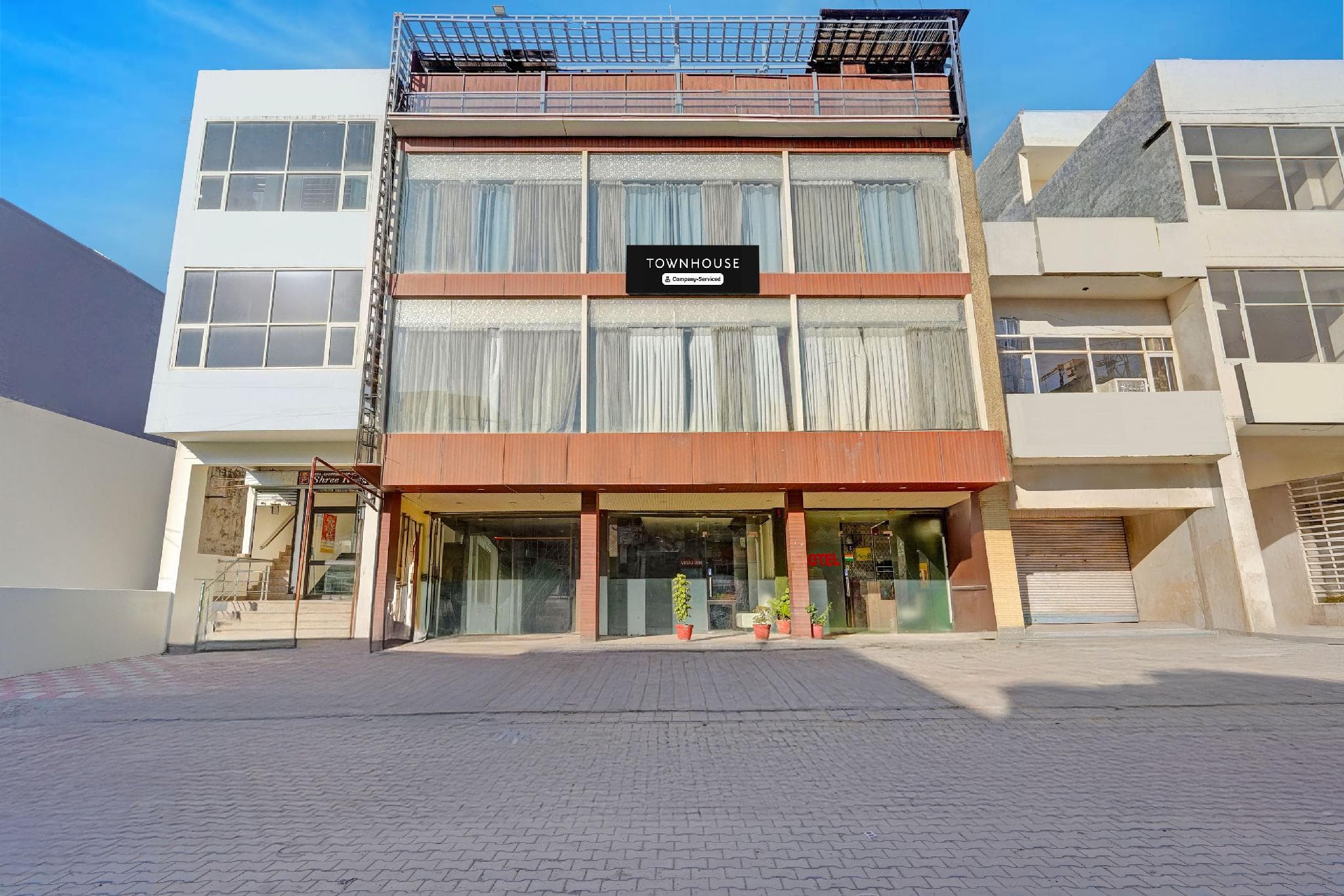 Super Townhouse by OYO Old Kalka Ambala Road Formerly Viraj inn