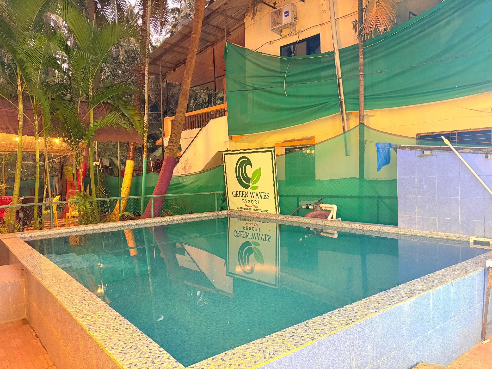 Green Waves Resort photo 5