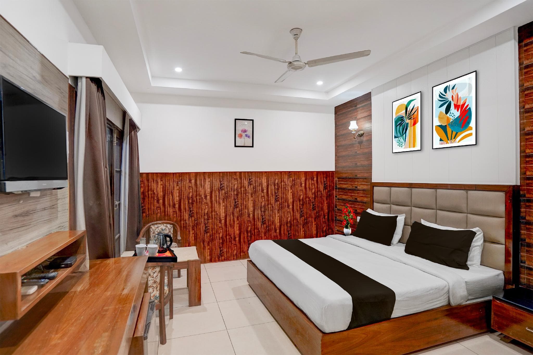 Super Townhouse by OYO Zirakpur Bus Stand Formerly Hotel Citi Inn photo 2