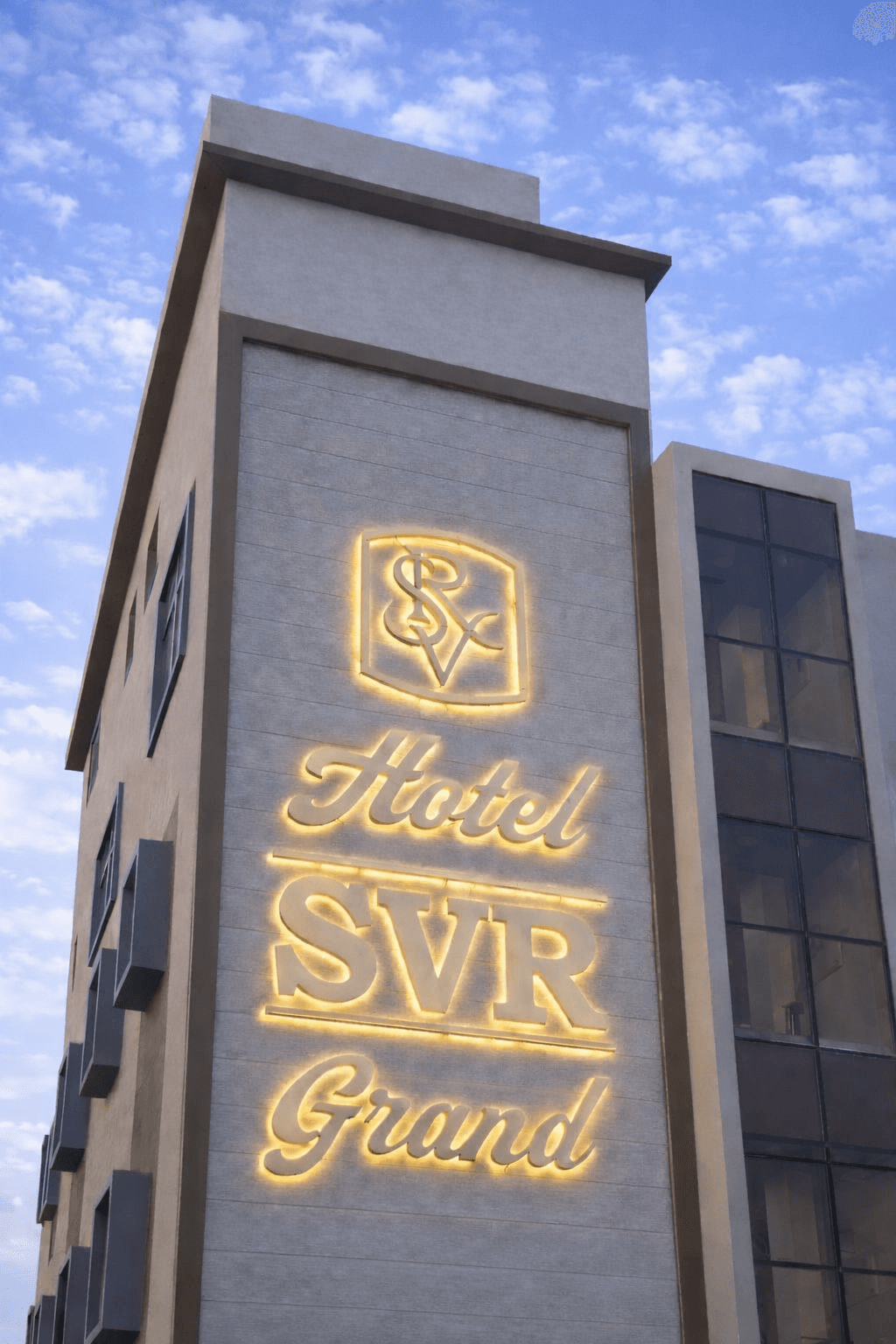 HOTEL SVR GRAND