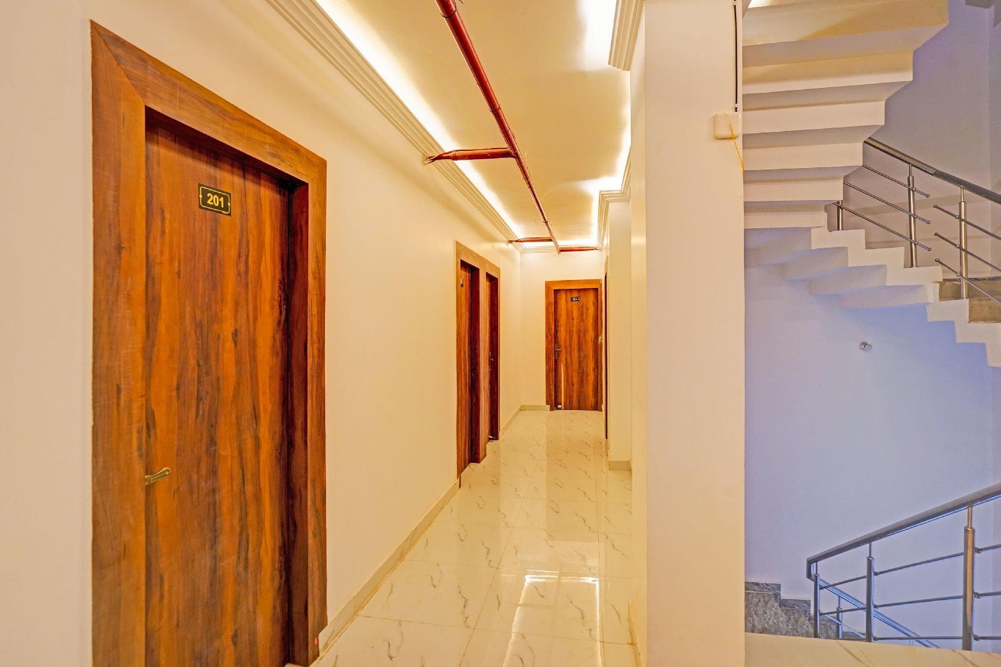 OYO Townhouse Vikas Nagar Lucknow Formerly Hotel Star Radisson photo 3