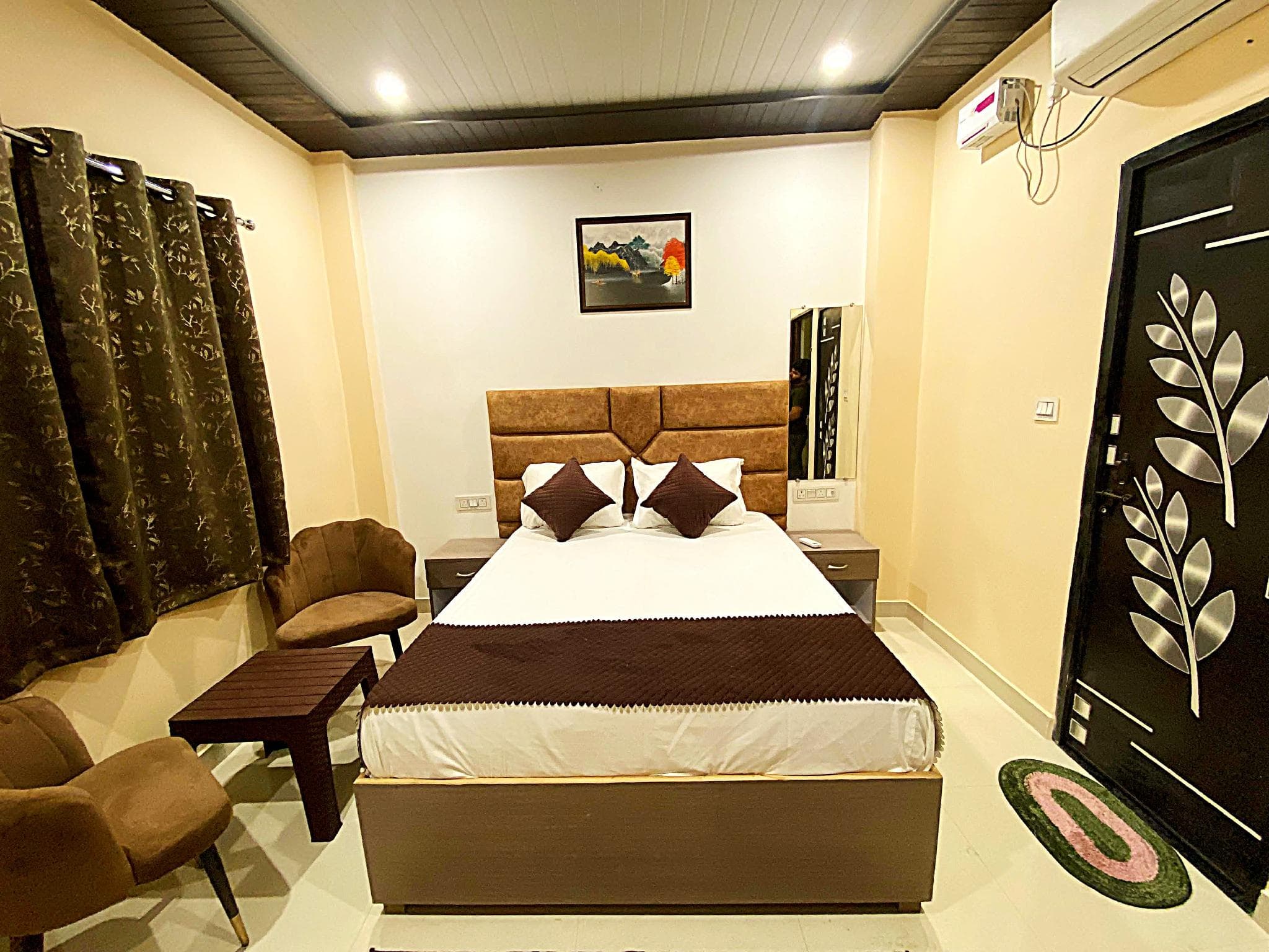 Rudravasa Inn photo 4
