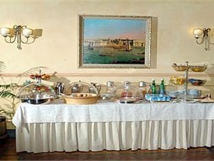 Hotel La Ville photo 4