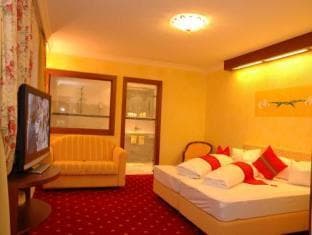 Hotel Maria Theresia photo 3
