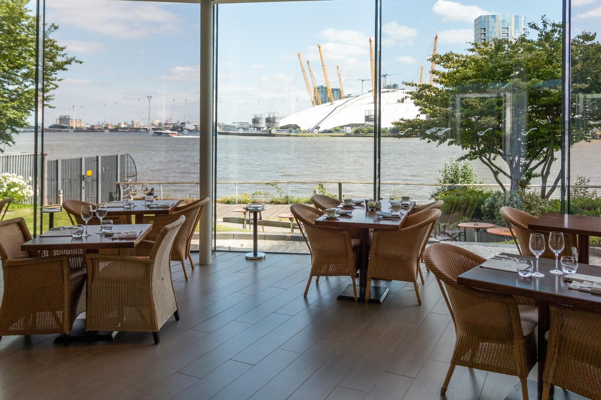 Radisson Blu Hotel, London Canary Wharf East photo 3