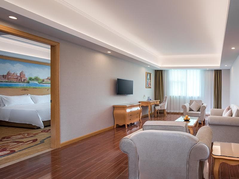 Vienna Hotel Guangdong Huizhou Lilin North Railway Station photo 2