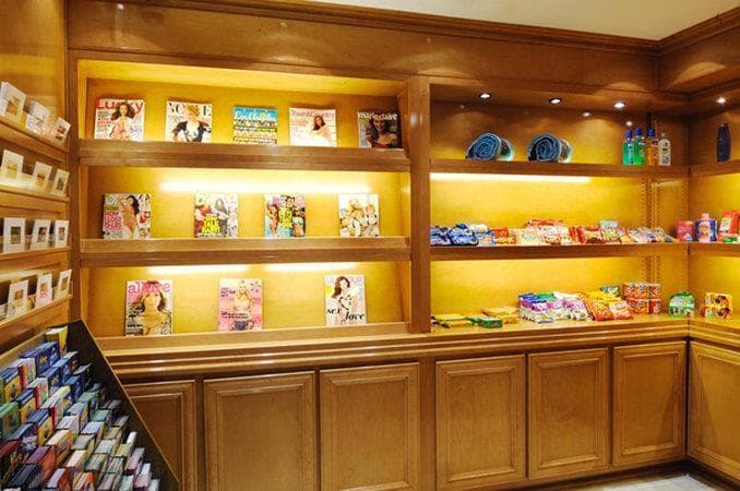 Beverly Hills Plaza Hotel and Spa photo 5