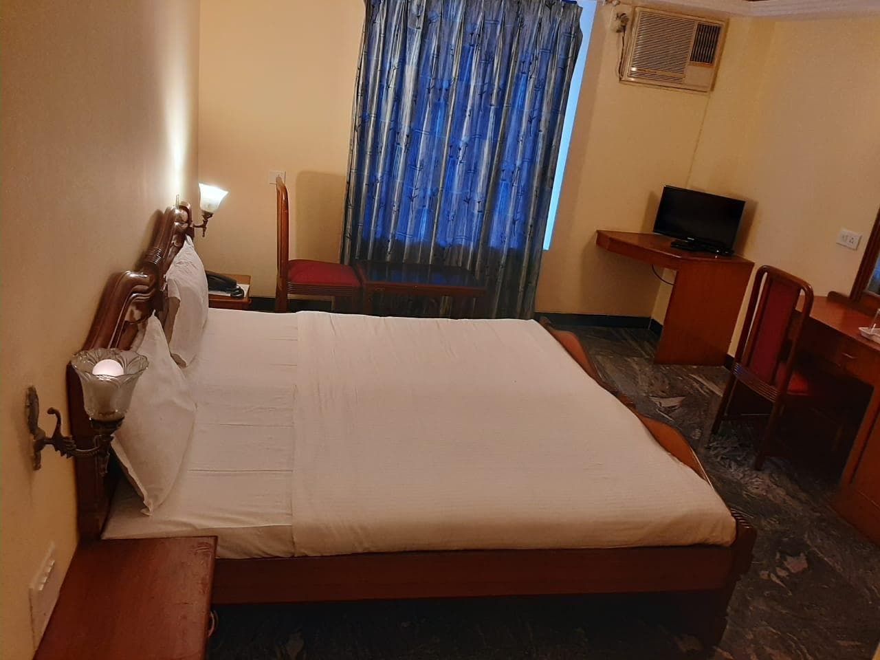 The Dhanhills - A Valley View Hotel In Panchgani photo 2
