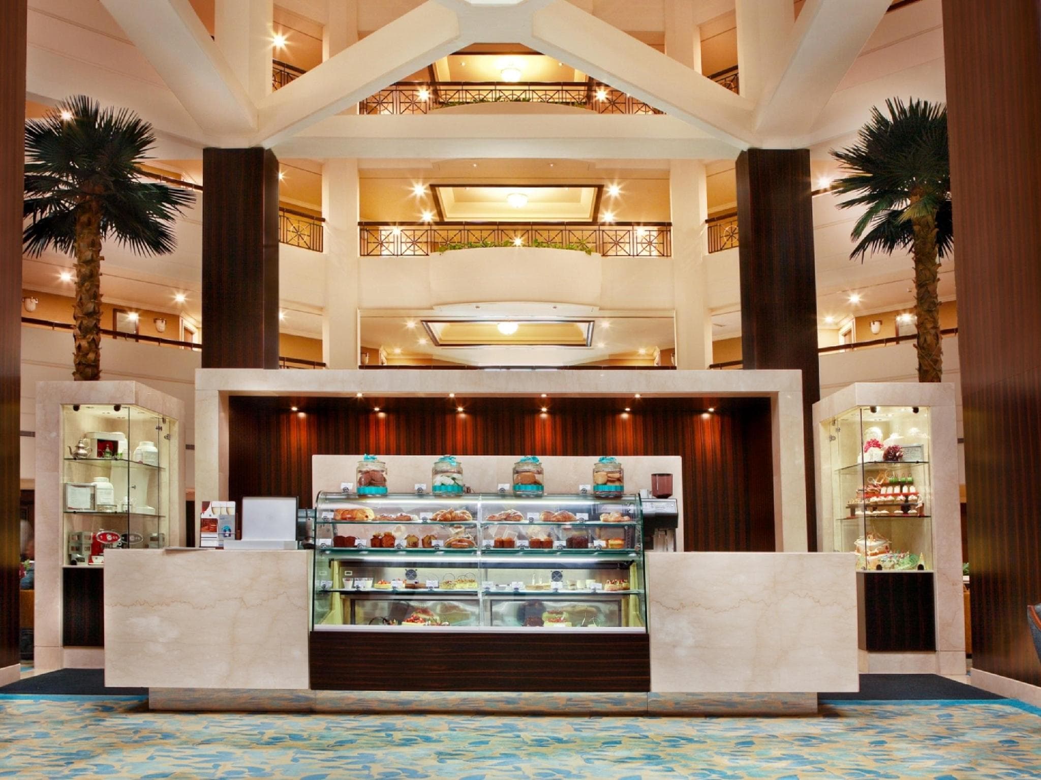 Mövenpick Grand Al Bustan Dubai photo 3
