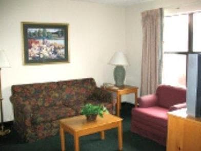 All Season Suites photo 3