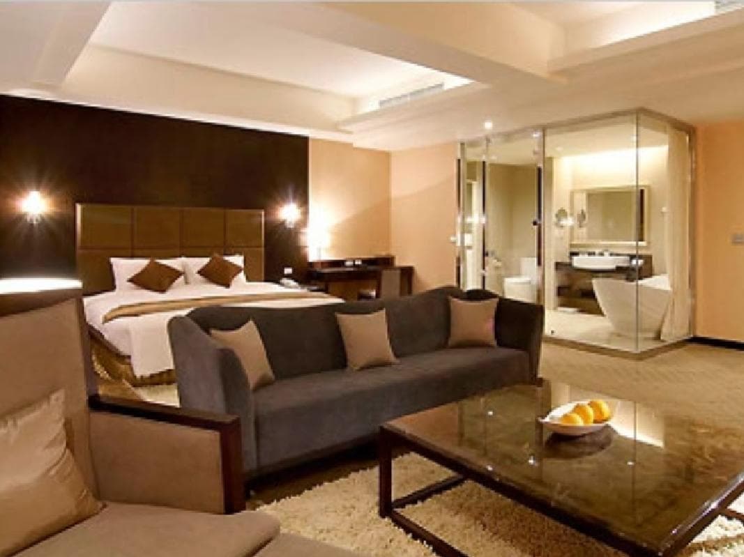 Justwin Grand Hotel photo 2