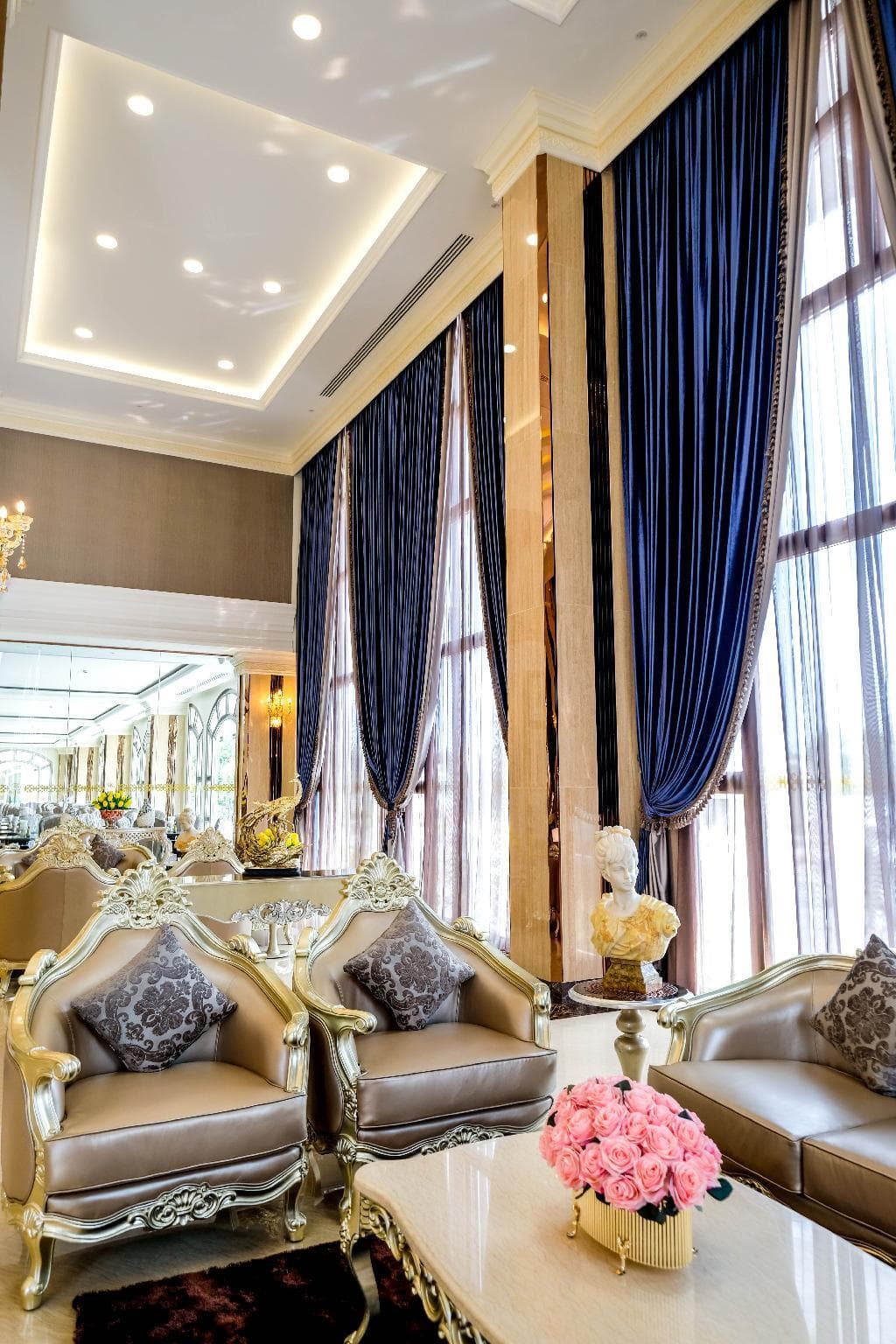 LK Grand Empire photo 5