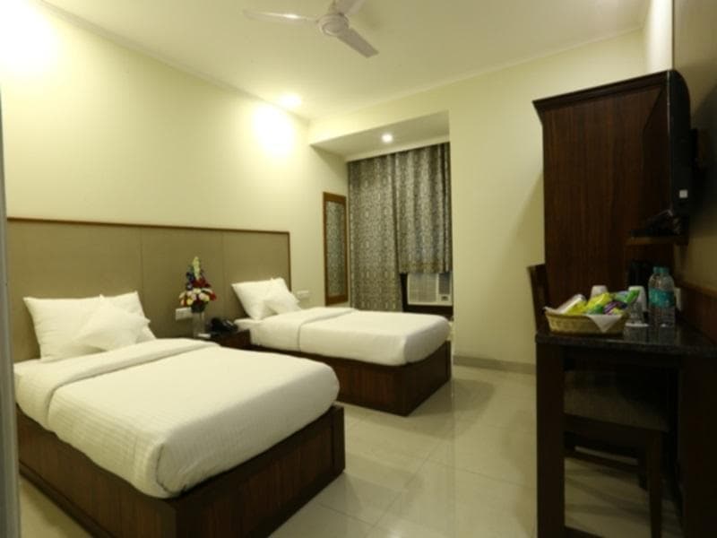 Hotel Rainbow Ghaziabad photo 4