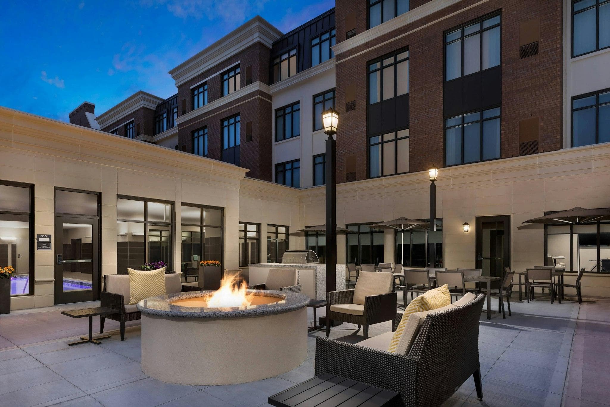 Residence Inn by Marriott Long Island Garden City photo 3